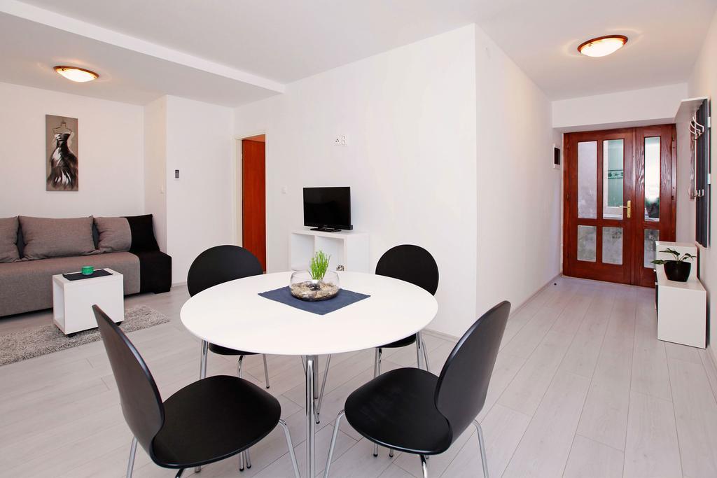 Apartments Park Вела Лука Стая снимка