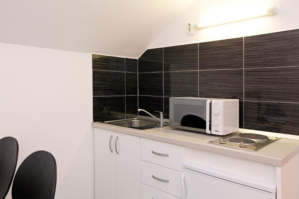 Apartments Park Вела Лука Стая снимка