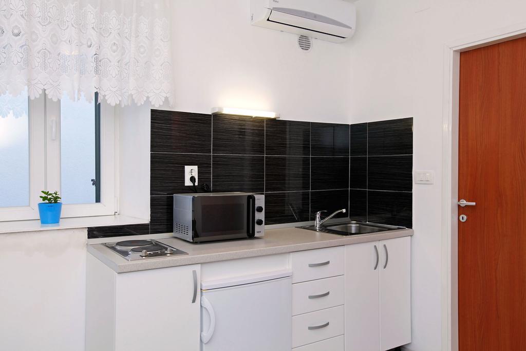 Apartments Park Вела Лука Стая снимка
